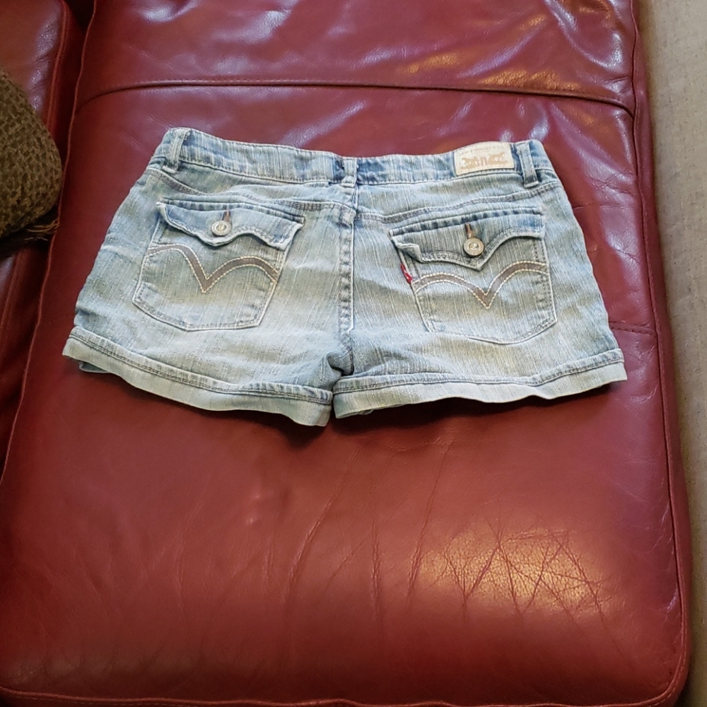 Levi's shorty short